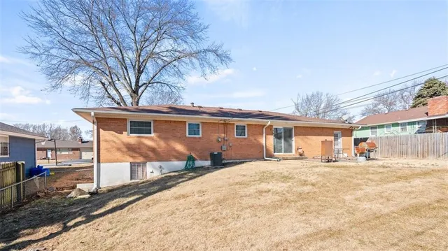 $225,000 | 1609 North 64th Drive, Kansas City, KS 66102