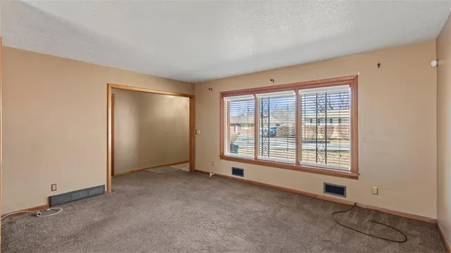 $225,000 | 1609 North 64th Drive, Kansas City, KS 66102