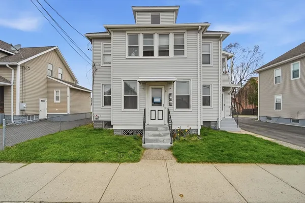 $385,000 | 39 Baldwin Street, West Springfield, MA 01089