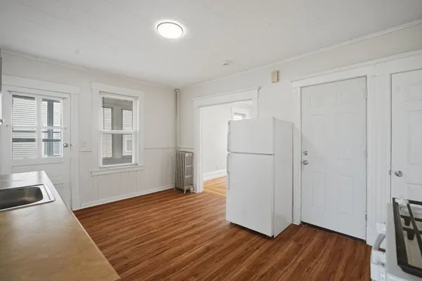 $385,000 | 39 Baldwin Street, West Springfield, MA 01089