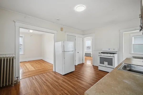 $385,000 | 39 Baldwin Street, West Springfield, MA 01089