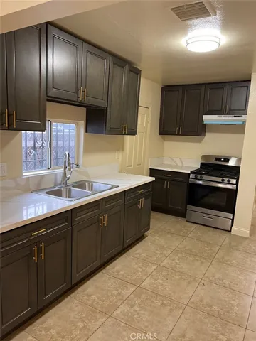 $579,000 | 10529 Grape Street, Los Angeles, CA 90002