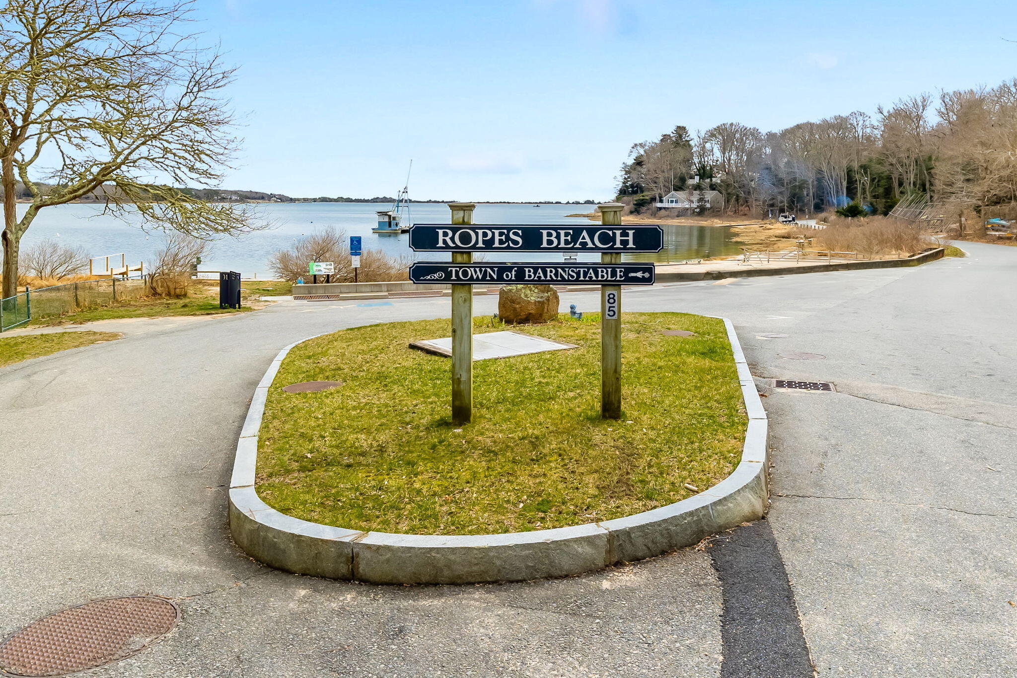 49 Roosevelt Road Cotuit, MA 02635 - Photo 21 of 21 25-web-or-mls-49 Roosevelt Rd Final-25