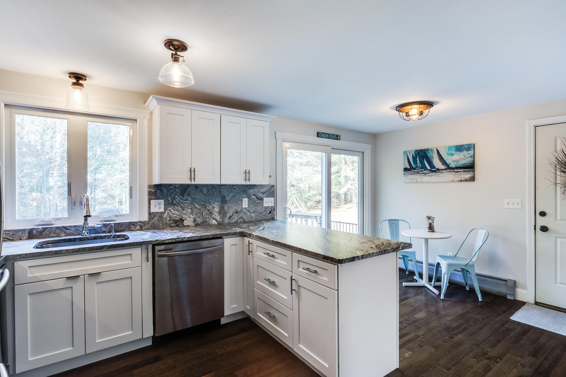 49 Roosevelt Road Cotuit, MA 02635 - Photo 4 of 21 9L4A0255