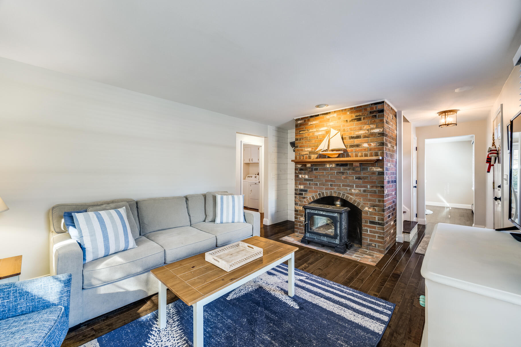 49 Roosevelt Road Cotuit, MA 02635 - Photo 7 of 21 9L4A0207