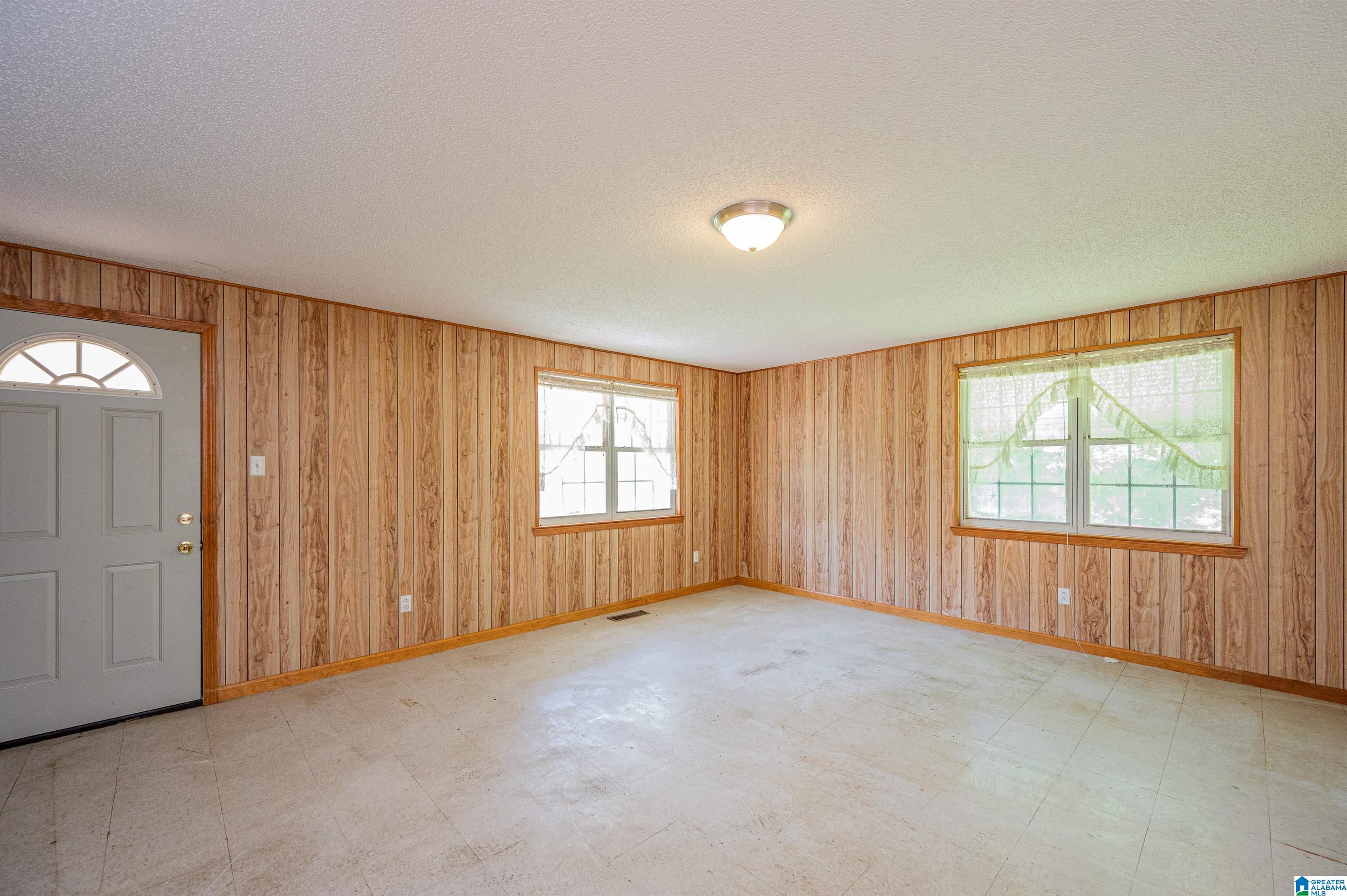2484 Lively Road Adamsville, AL 35005 - Photo 14 of 50