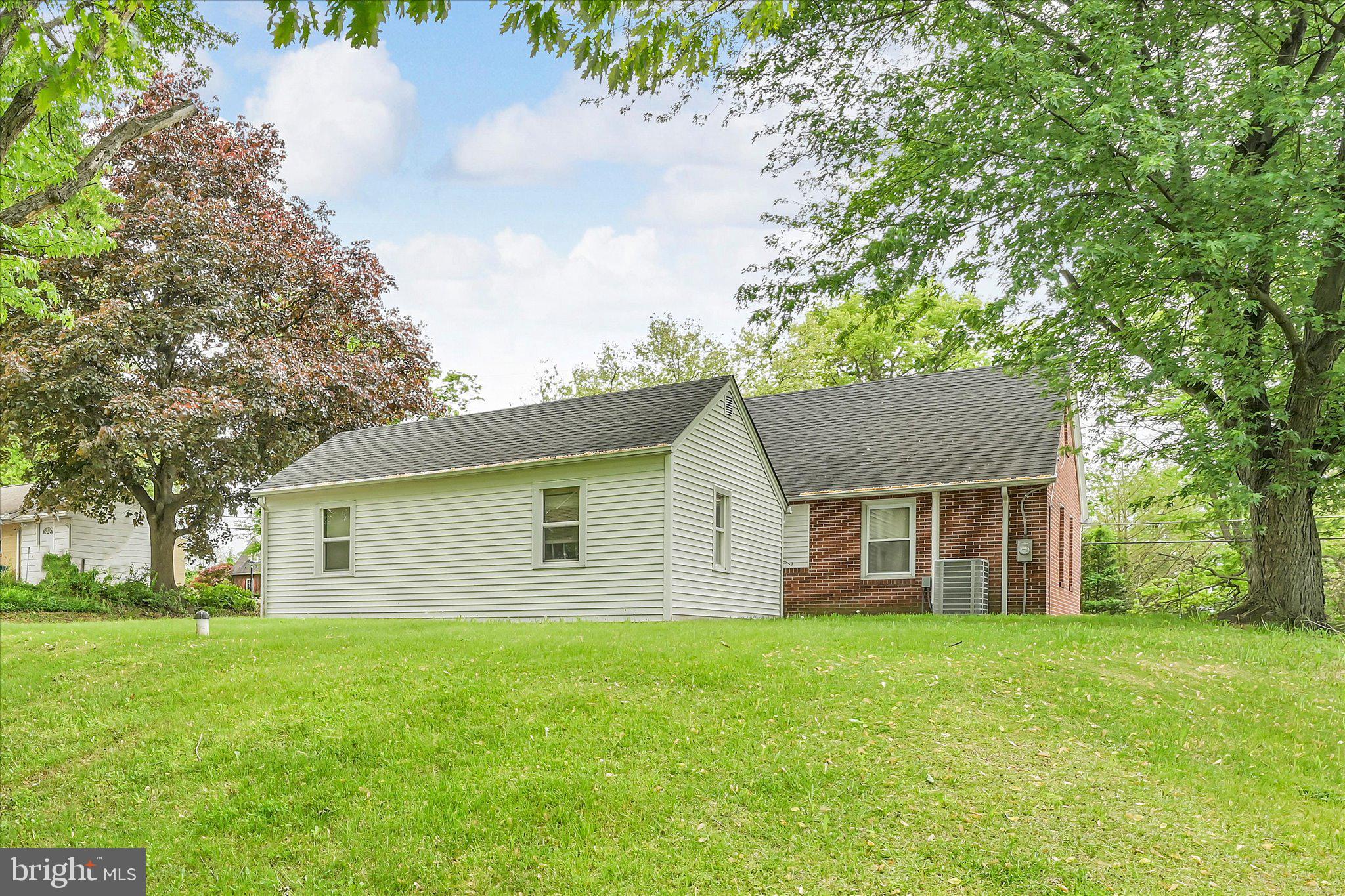 2909 Tunnel Hill Road Lebanon, PA 17046 - Photo 28 of 30 Yard