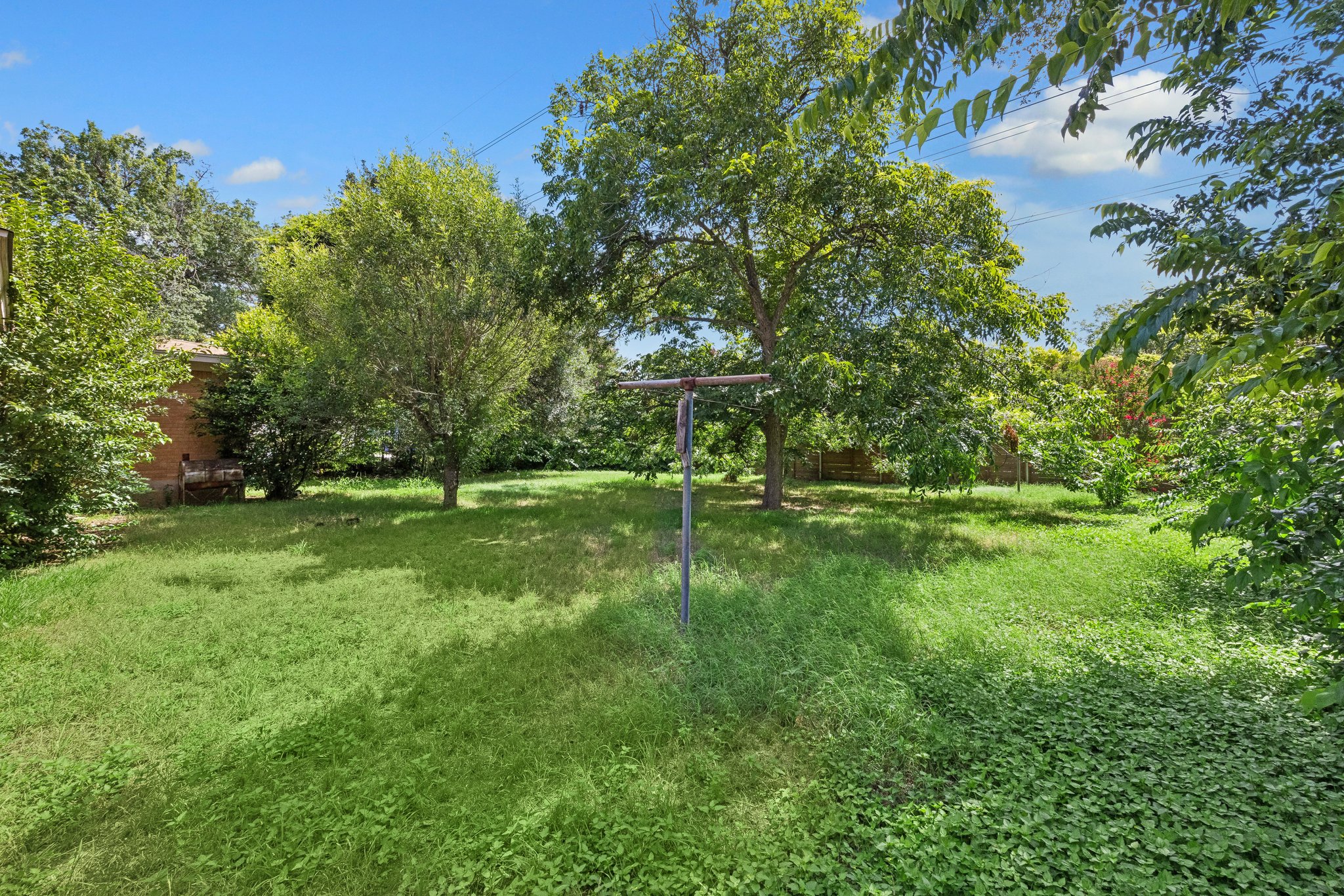 4708 Frontier Trail Austin, TX 78745 - Photo 4 of 4