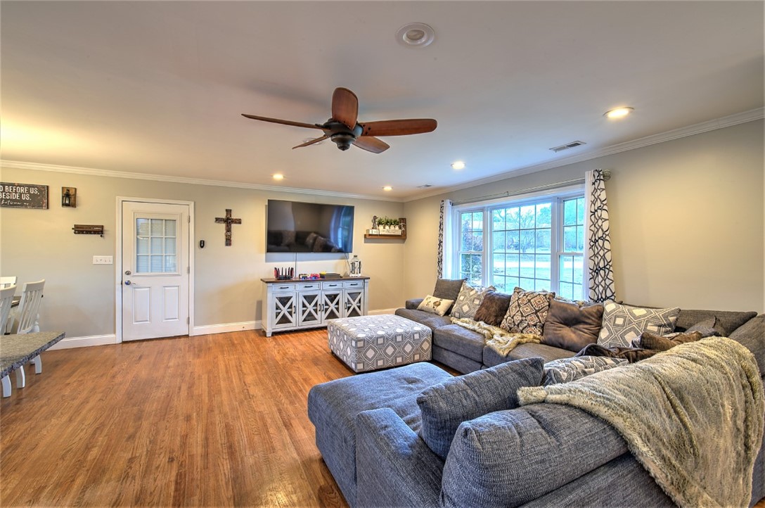 200 Altamont Court Anderson, SC 29621 - Photo 13 of 32 Gallery Image 13