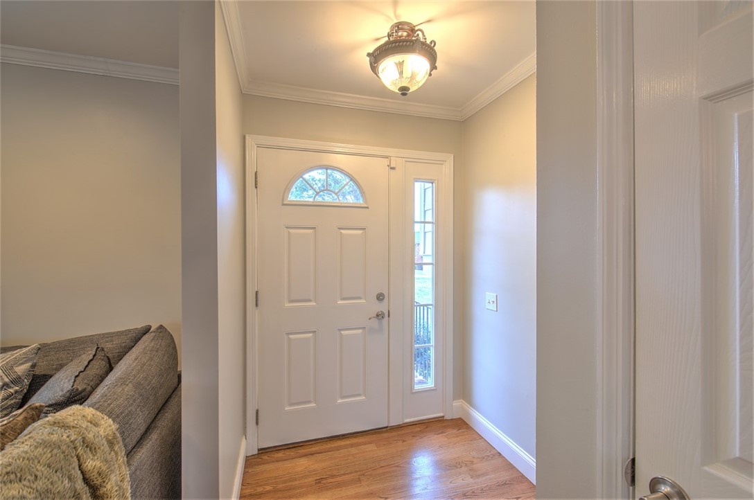 200 Altamont Court Anderson, SC 29621 - Photo 4 of 32 Gallery Image 4