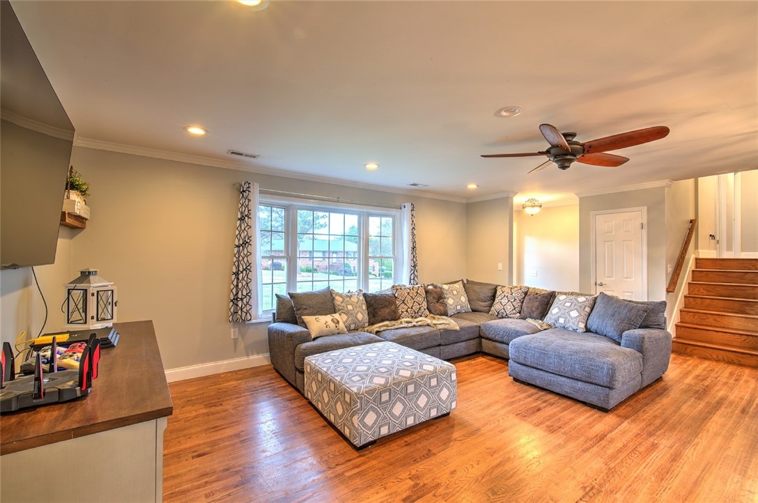 200 Altamont Court Anderson, SC 29621 - Photo 5 of 32 Gallery Image 5