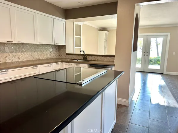 $6,500 | 615 Bay Hill Drive, Newport Beach, CA 92660