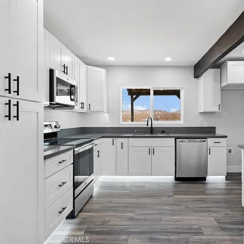 $460,000 | 1266 Cambria Avenue, Unit U12, Yucca Valley, CA 92284