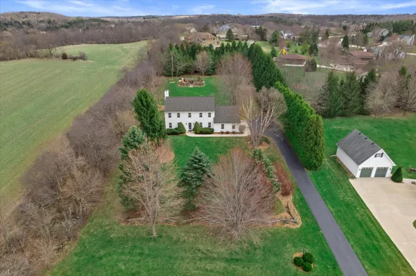 $624,900 | W254-s7310 Glenview Drive, Waukesha, WI 53189