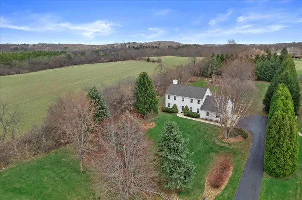 $624,900 | W254-s7310 Glenview Drive, Waukesha, WI 53189