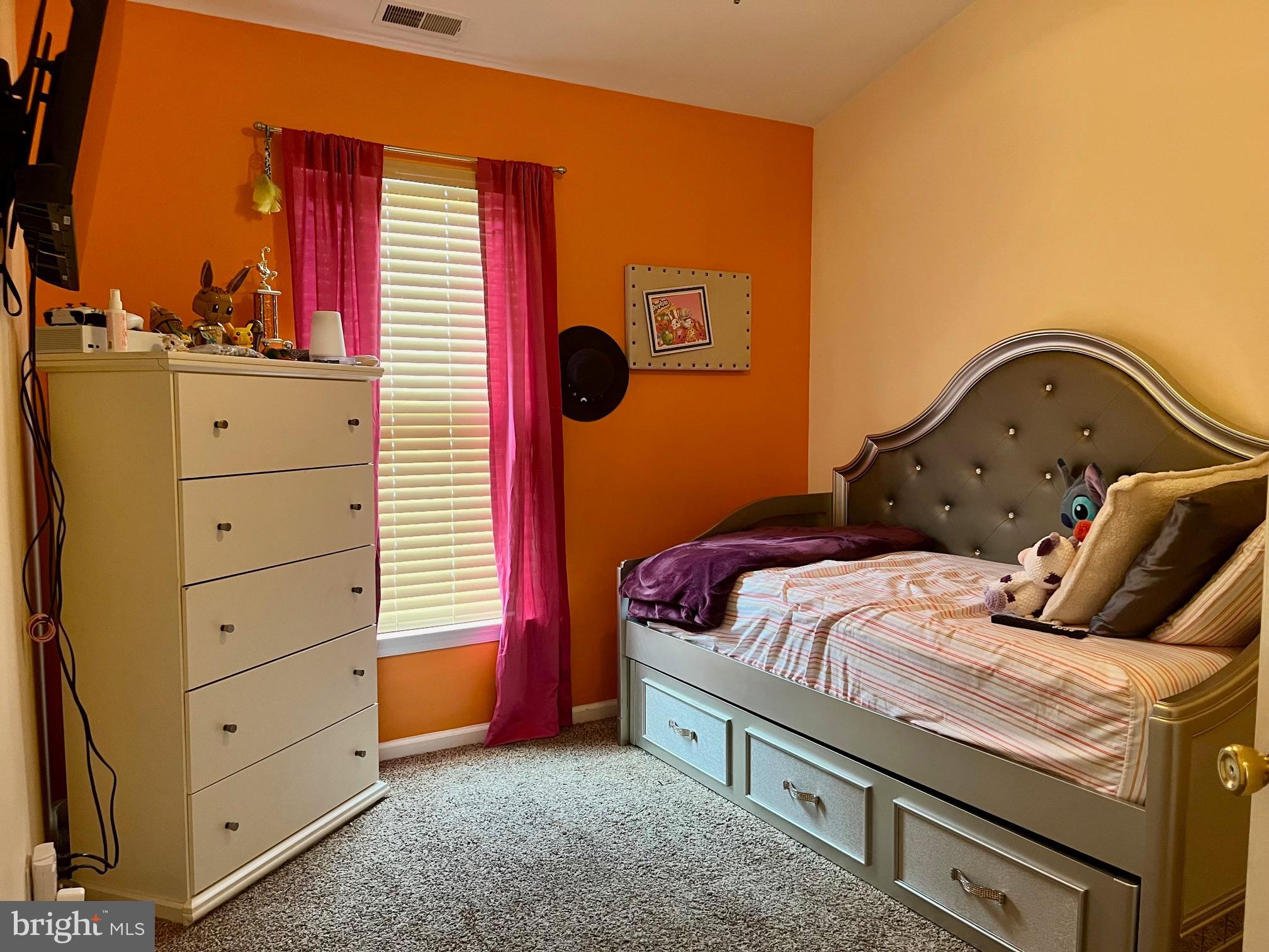 175 Darling Street Newark, DE 19702 - Photo 12 of 17 Bedroom 3