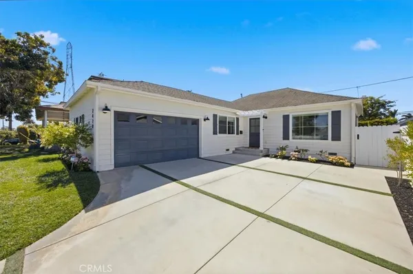 $1,649,000 | 2420 Robinson Street, Redondo Beach, CA 90278