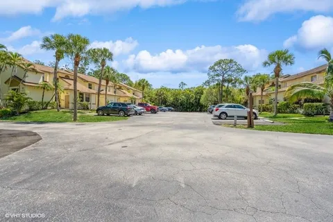 $205,000 | 15075 Parkside Drive, Unit 201, Fort Myers, FL 33908