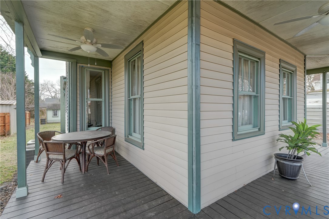418 4th Street West Point, VA 23181 - Photo 4 of 36 a outdoor space with furniture