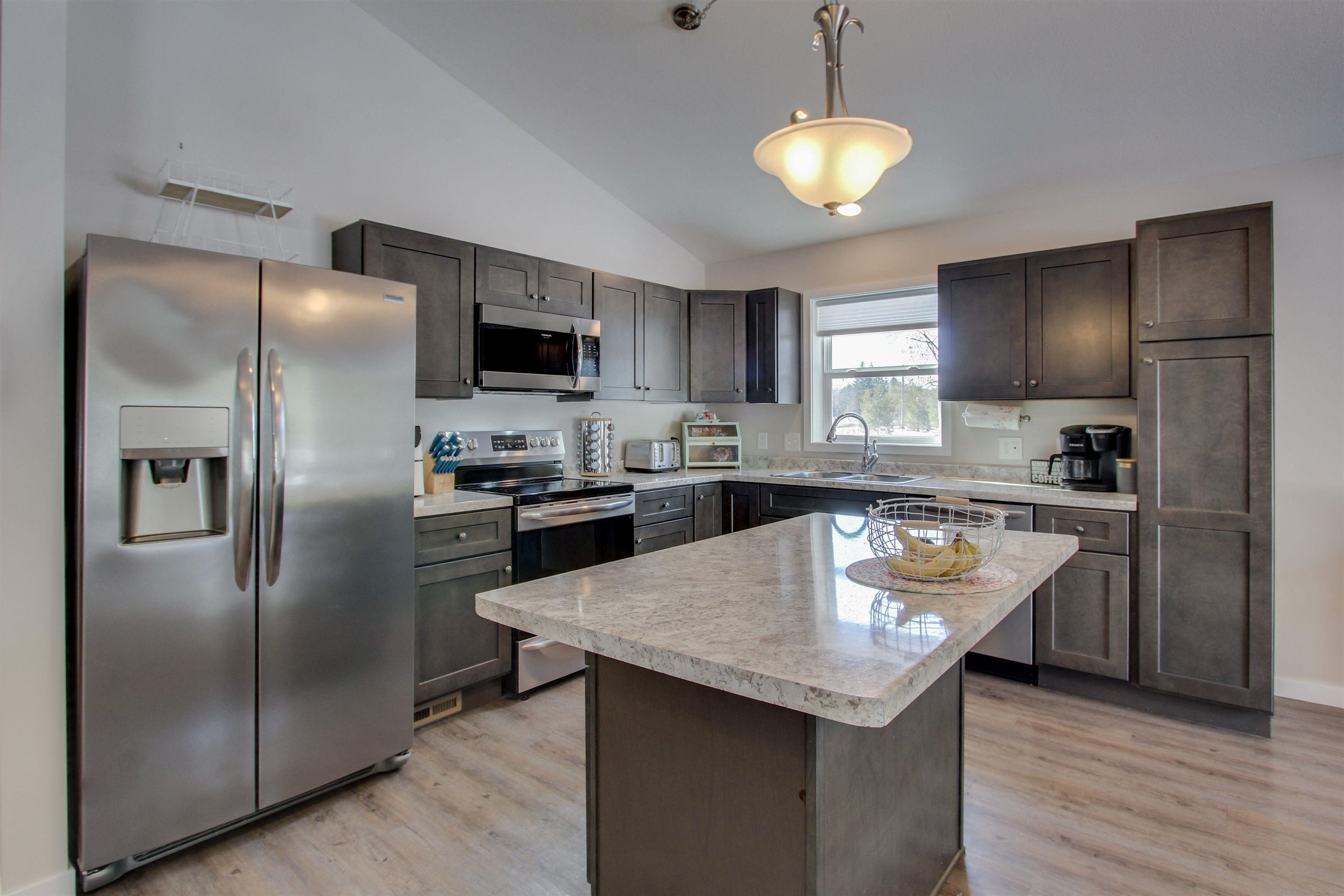 1577 Fisher Road Traverse City, MI 49685 - Photo 4 of 23 1909498-3.JPG
