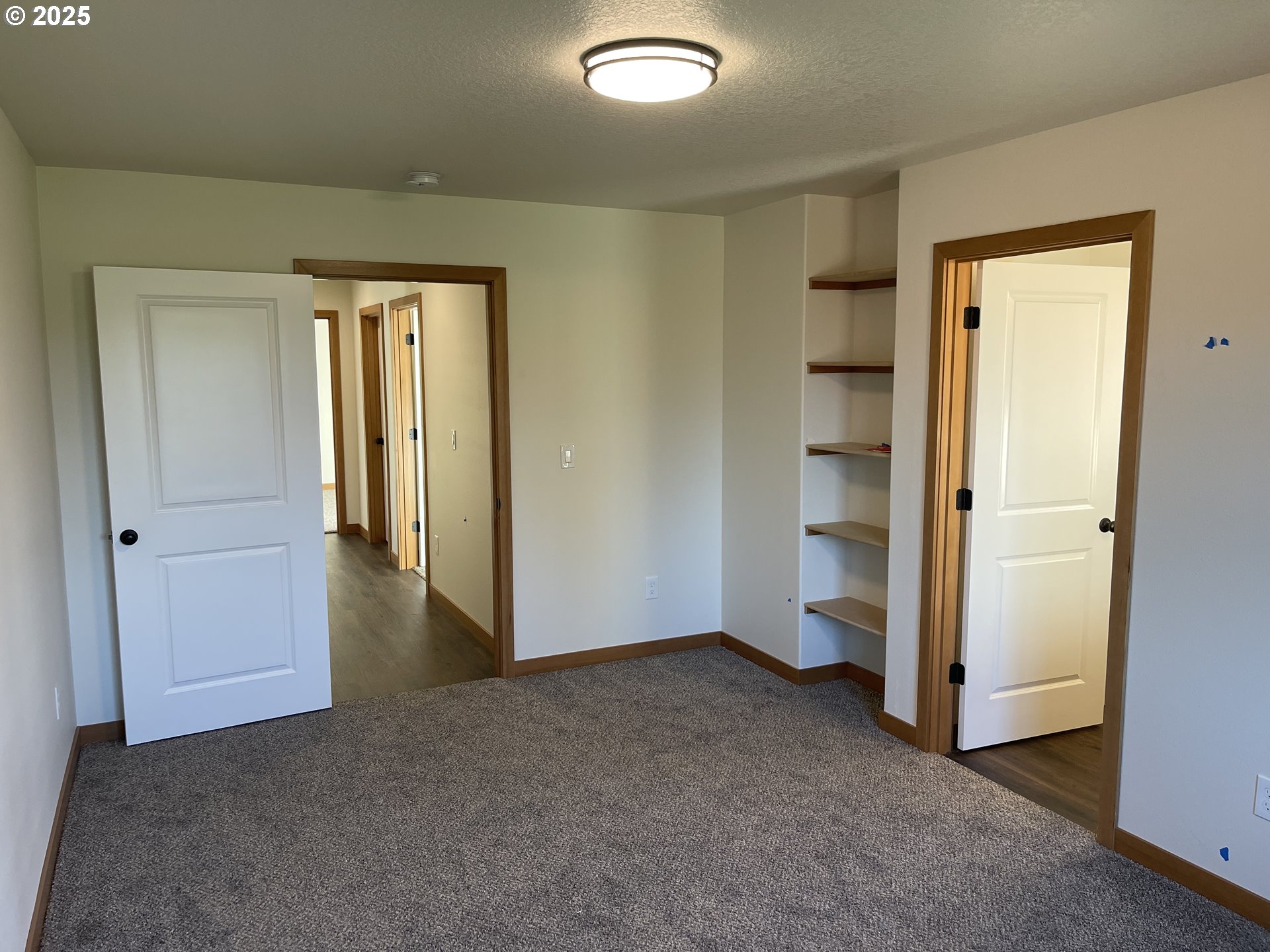 300 North Jellison Street Amity, OR 97101 - Photo 26 of 31