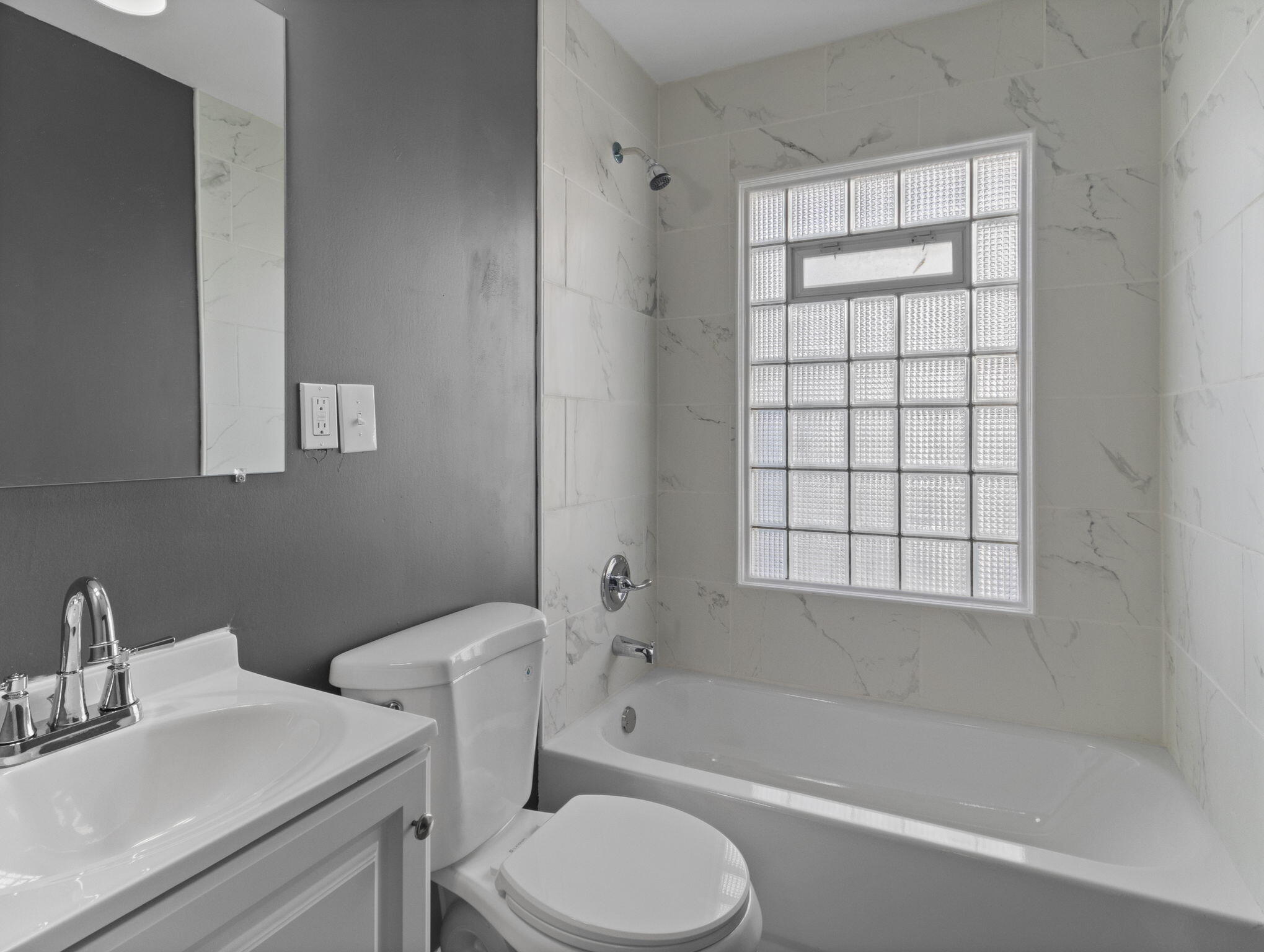 5045 North 25th Street Milwaukee, WI 53209 - Photo 18 of 34 13-web-or-mls-IMG_9130