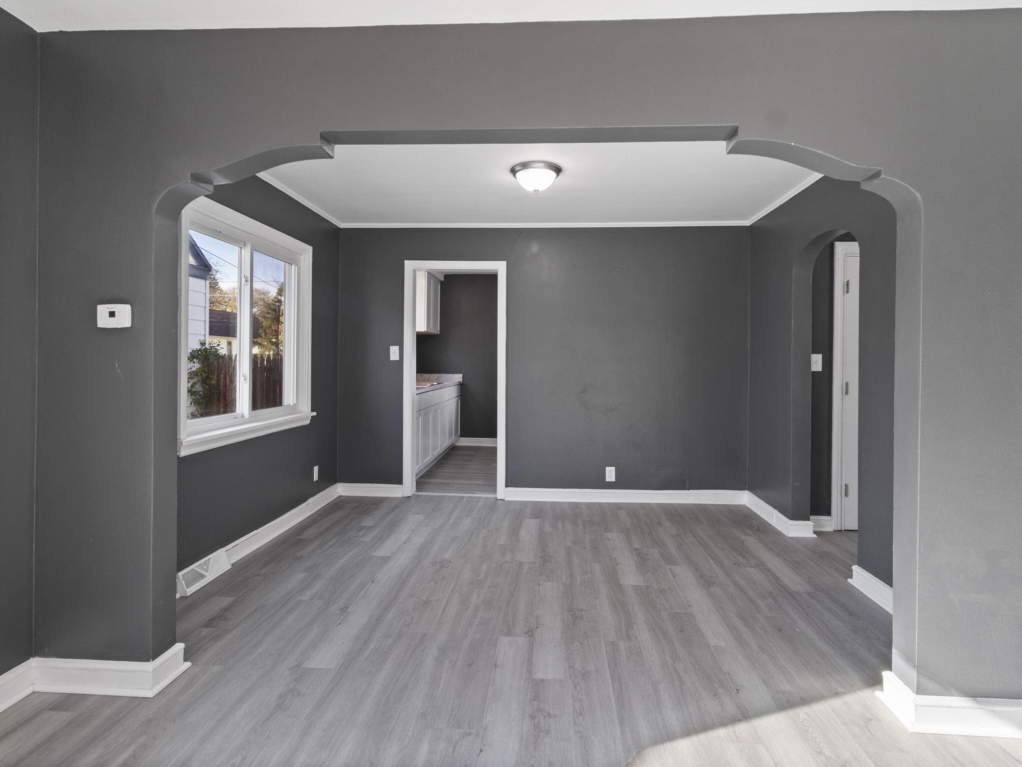 5045 North 25th Street Milwaukee, WI 53209 - Photo 7 of 34 5-web-or-mls-IMG_9100