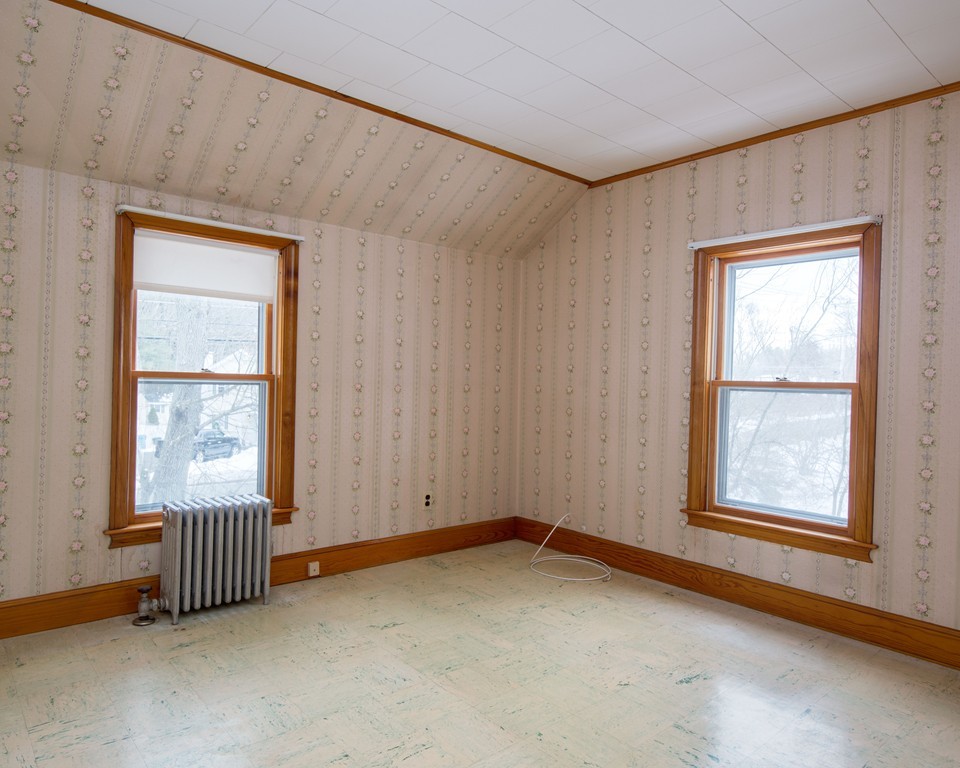 85 Foster Road Tewksbury, MA 01876 - Photo 12 of 22 Gallery Image 12