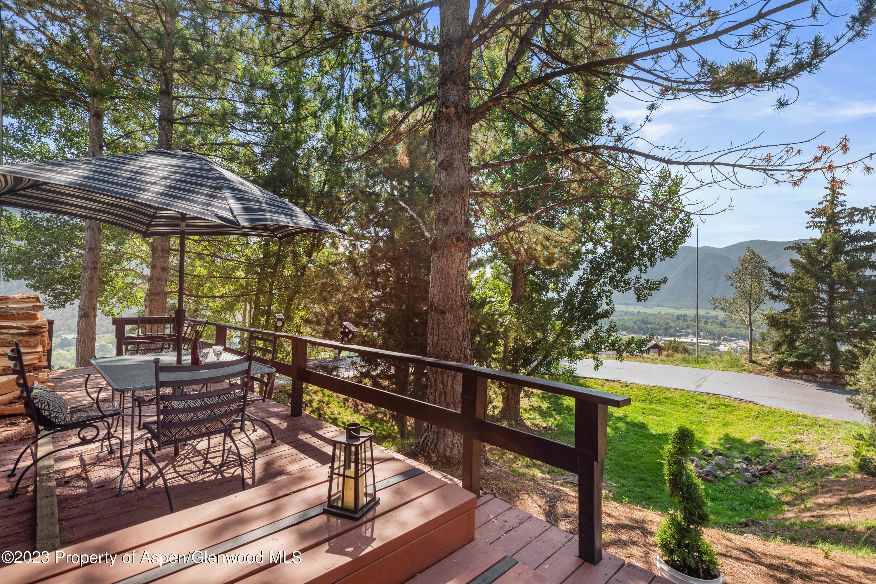 805 Pinon Drive, Unit 9 Basalt, CO 81621 - Photo 15 of 28 805PinionDrive9_HiRes_09072021018