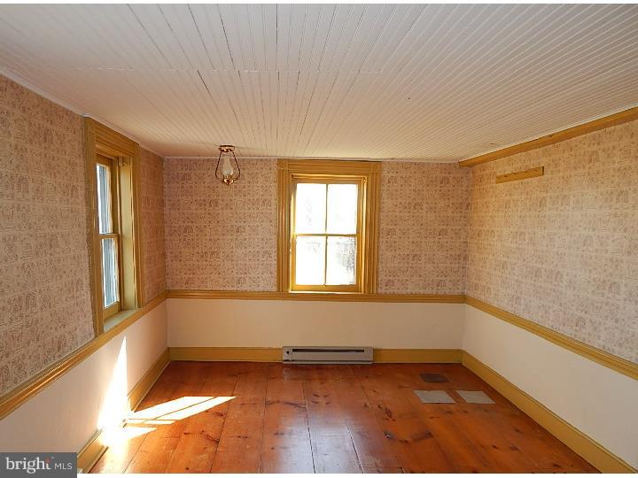 2618 Kutztown Road Pennsburg, PA 18073 - Photo 14 of 25 Gallery Image 14