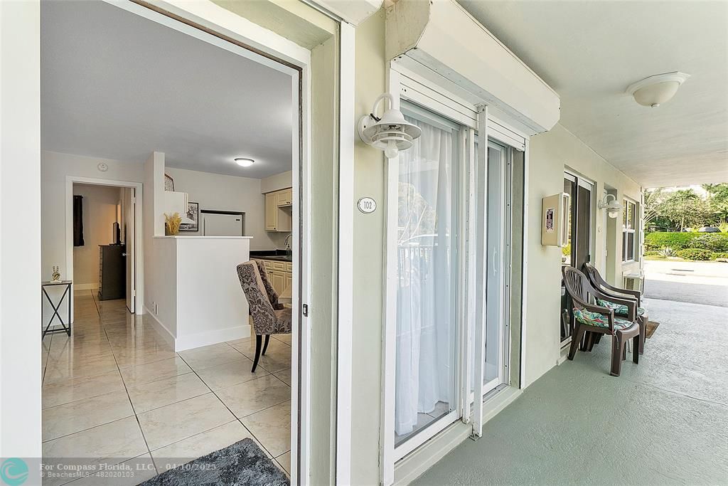 3230 Northeast 13th Street, Unit 102 Pompano Beach, FL 33062 - Photo 19 of 48