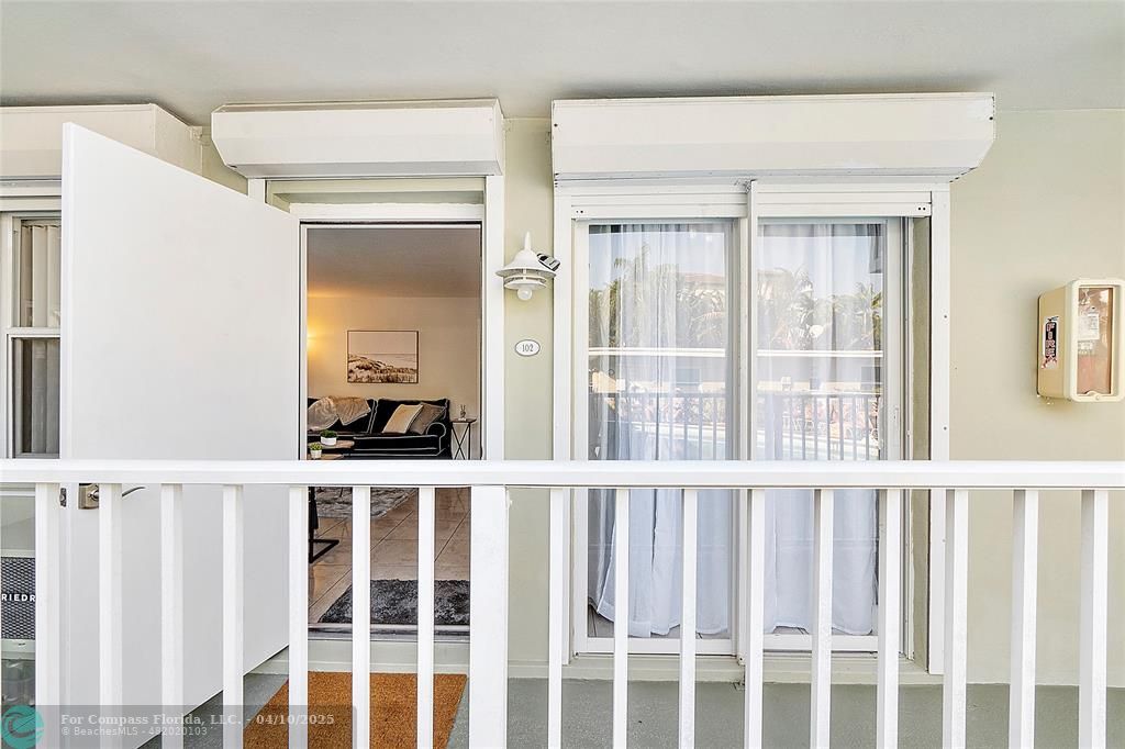 3230 Northeast 13th Street, Unit 102 Pompano Beach, FL 33062 - Photo 20 of 48