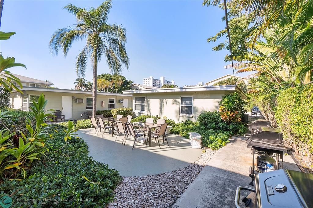 3230 Northeast 13th Street, Unit 102 Pompano Beach, FL 33062 - Photo 23 of 48