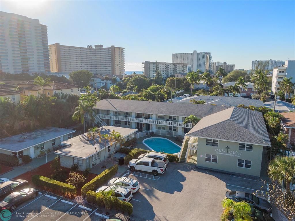 3230 Northeast 13th Street, Unit 102 Pompano Beach, FL 33062 - Photo 28 of 48