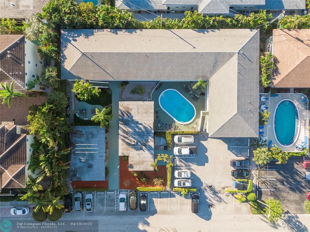 3230 Northeast 13th Street, Unit 102 Pompano Beach, FL 33062 - Photo 38 of 48