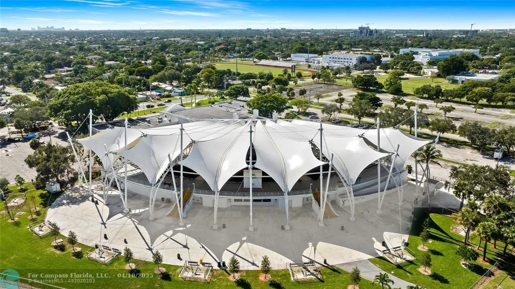 3230 Northeast 13th Street, Unit 102 Pompano Beach, FL 33062 - Photo 45 of 48