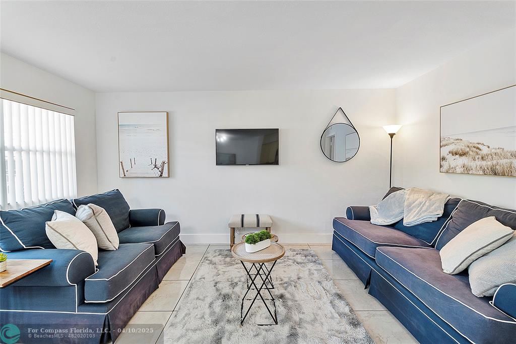 3230 Northeast 13th Street, Unit 102 Pompano Beach, FL 33062 - Photo 10 of 48