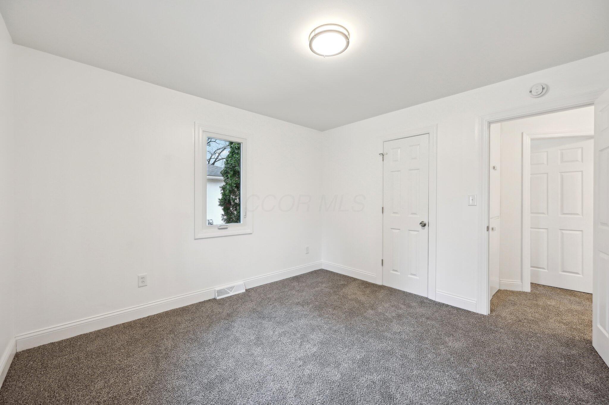 6548 Charles Road Westerville, OH 43082 - Photo 24 of 46 26-web-or-mls-Charles Rd-026