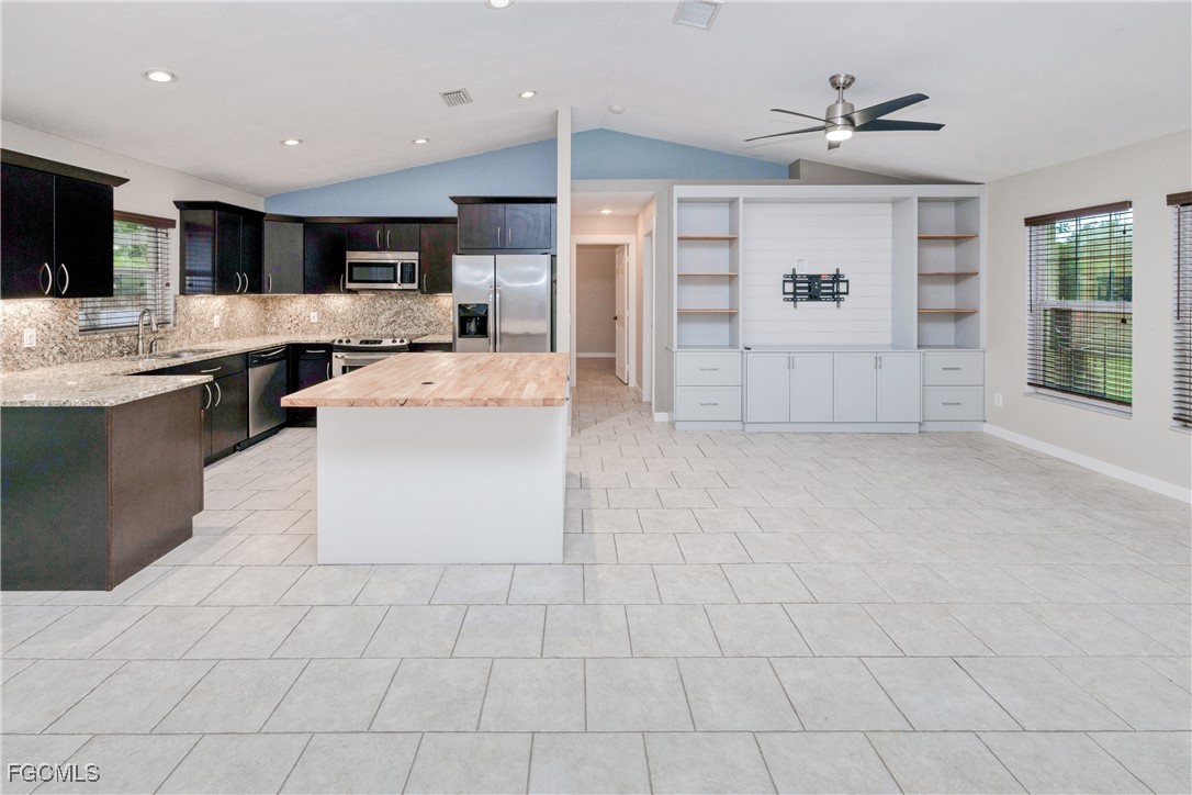 9155 Aster Road Fort Myers, FL 33967 - Photo 5 of 21
