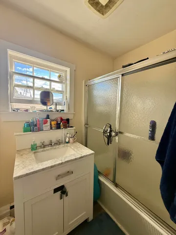 $649,000 | 64 Main Street, Vinalhaven, ME 04863