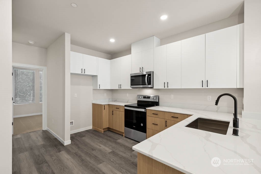 16124 Cascadian Way, Unit B5 Bothell, WA 98012 - Photo 5 of 19