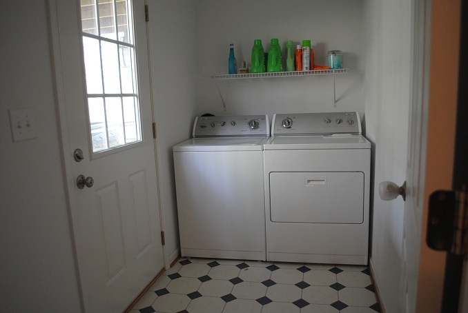 2264 Jordantown Road Thaxton, VA 24174 - Photo 8 of 20 Lower Laundry