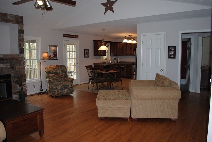 2264 Jordantown Road Thaxton, VA 24174 - Photo 10 of 20 Great Room