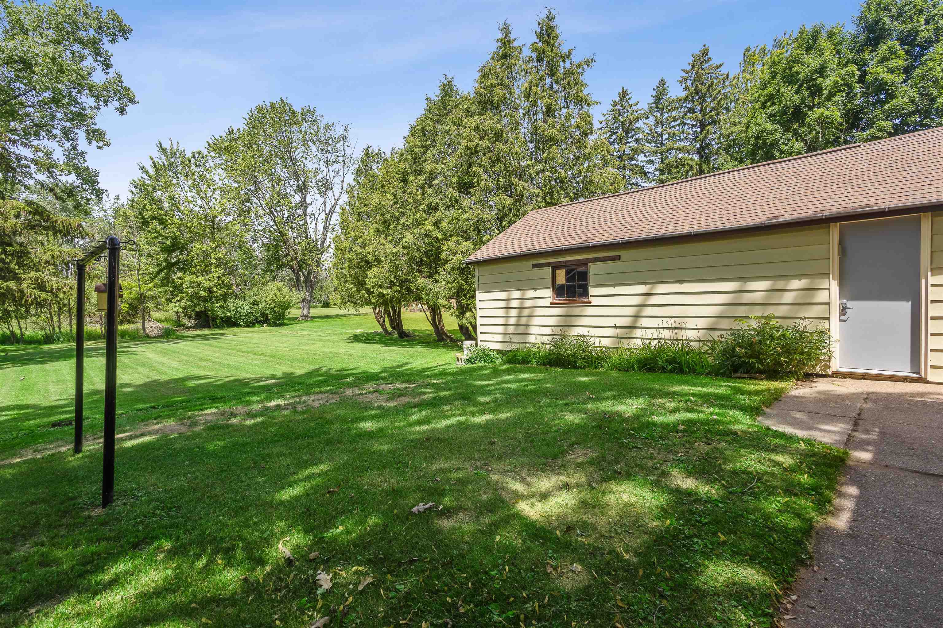 136 2nd Street North Stevens Point, WI 54481 - Photo 27 of 33
