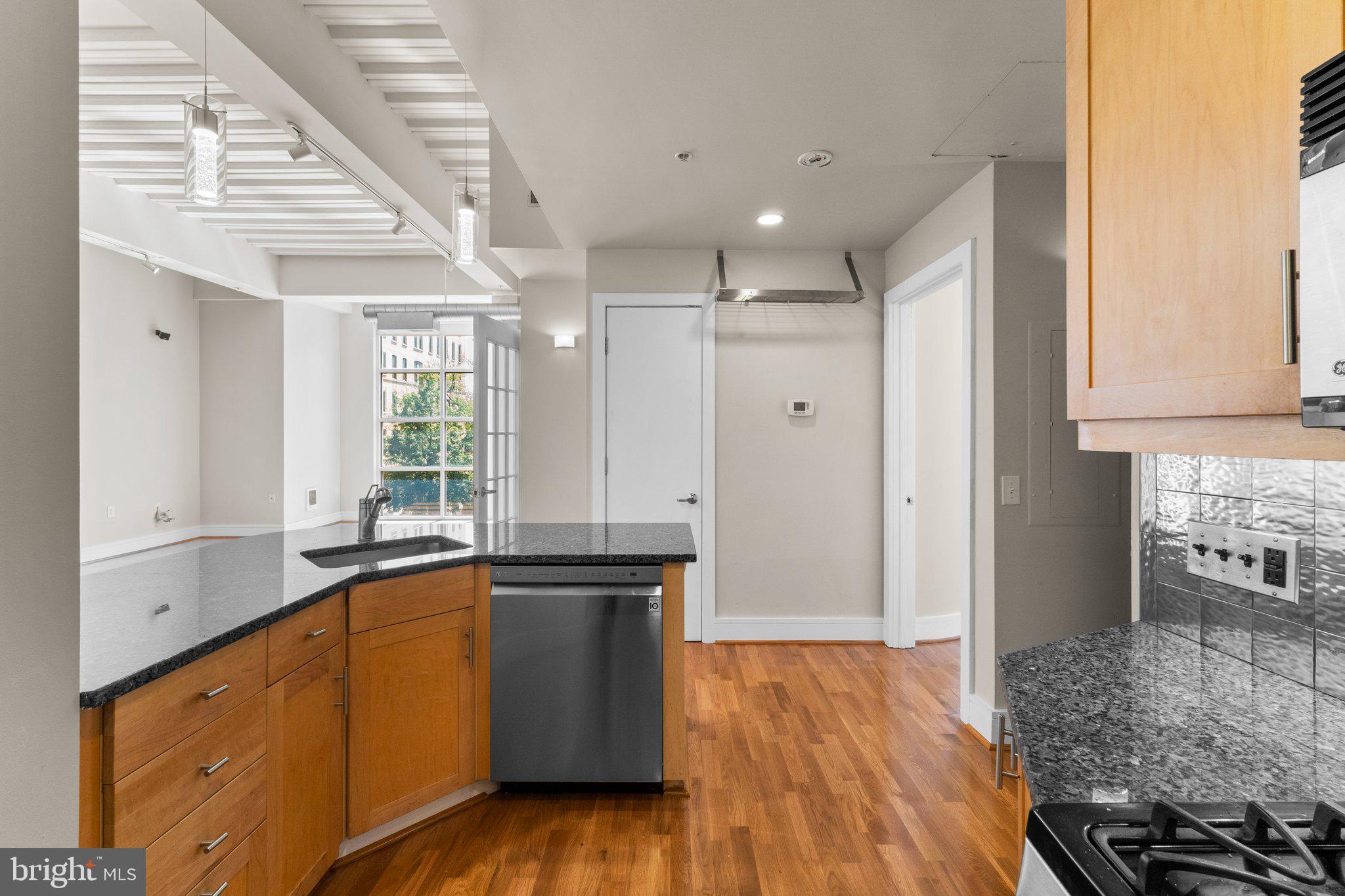 1320 13th Street Northwest, Unit 21 Washington, DC 20005 - Photo 19 of 41 Kitchen