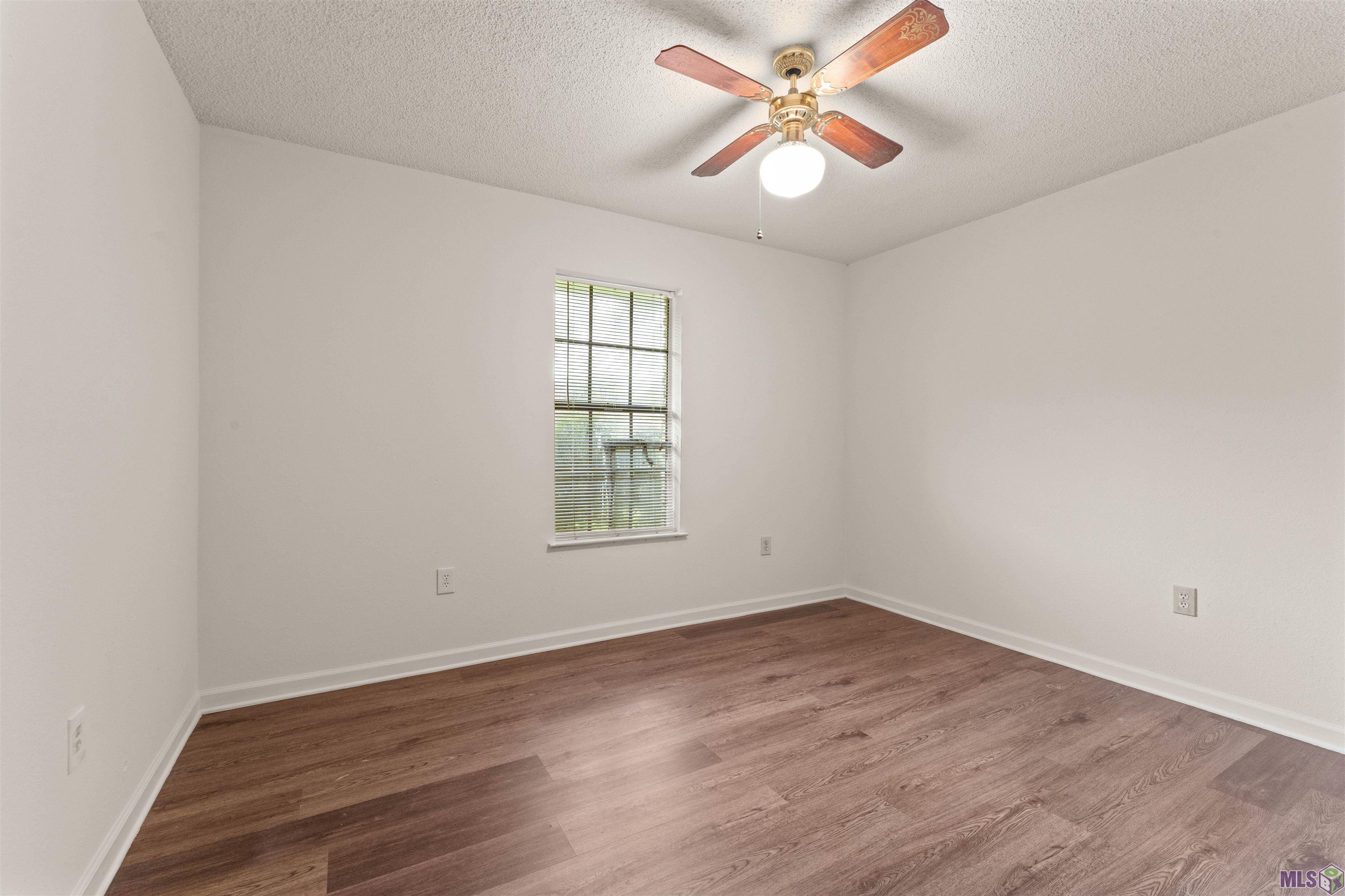8757 Sharlane Drive Baton Rouge, LA 70809 - Photo 11 of 17 Gallery Image 11