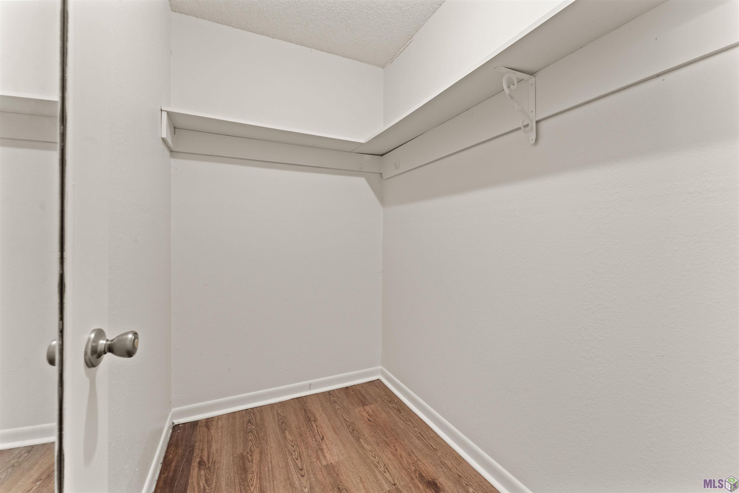 8757 Sharlane Drive Baton Rouge, LA 70809 - Photo 8 of 17 Gallery Image 8