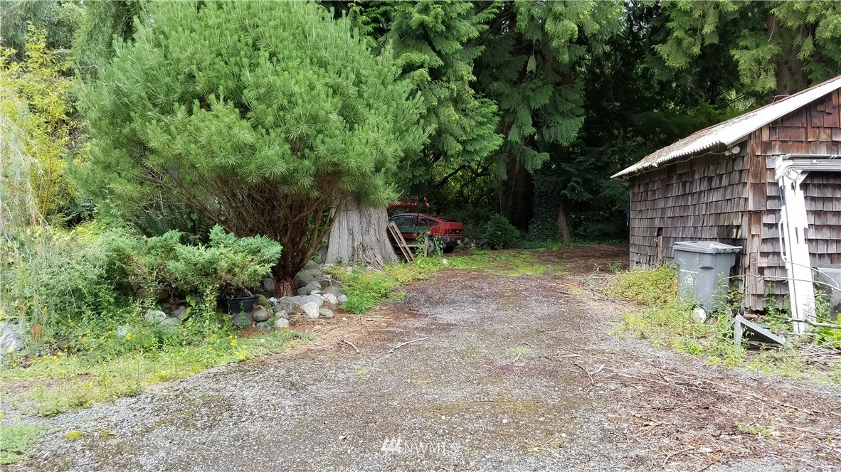 2262 Butler Creek Road Sedro-Woolley, WA 98284 - Photo 2 of 6