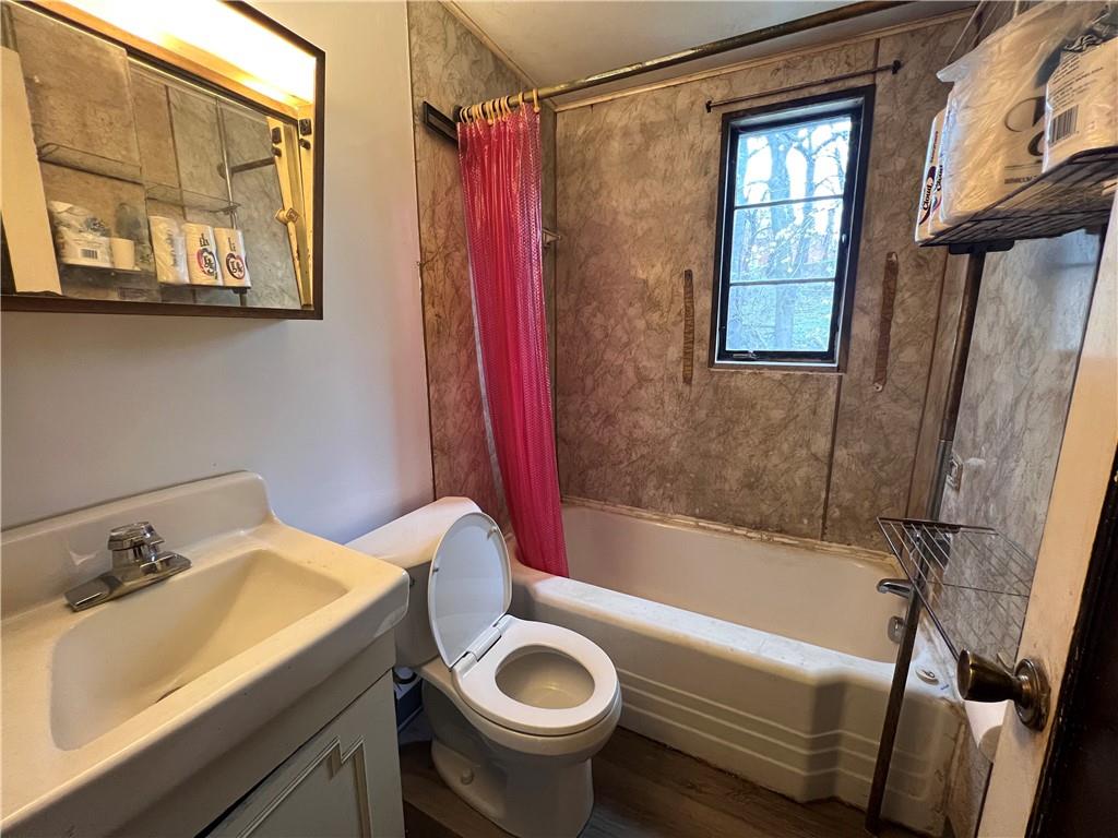 1556 Bevan Road Pittsburgh, PA 15227 - Photo 17 of 24 Gallery Image 17