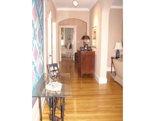 141 Beaconsfield Road, Unit 3 Brookline, MA 02445 - Photo 3 of 11